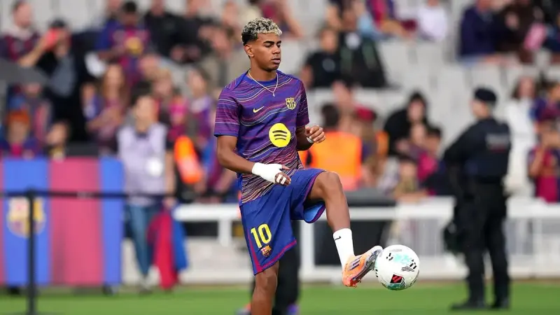 القنوات الناقلة لمباراة برشلونة ضد أولمبياكوس في دوري أبطال أوروبا مع الموعد