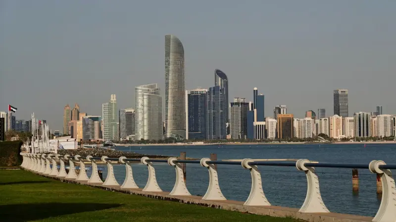 فيديو - Rox تختار أبوظبي لبناء منظومة سيارات فاخرة للعالم