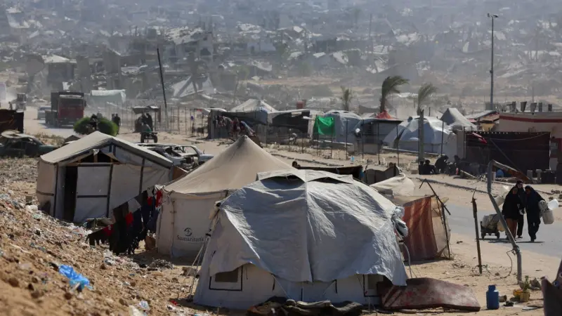 أخبار اتفاق غزة.. غارات إسرائيلية شرقي خان يونس ورفح