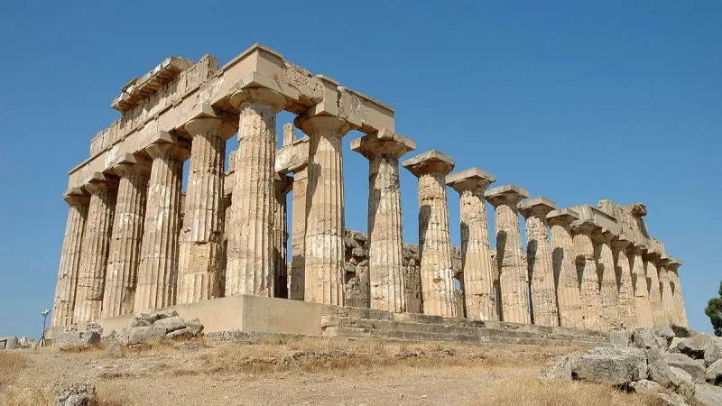 تأثيراتها تمتدّ إلى عالمنا اليوم.. اكتشف المزيد عن الحضارة اليونانية