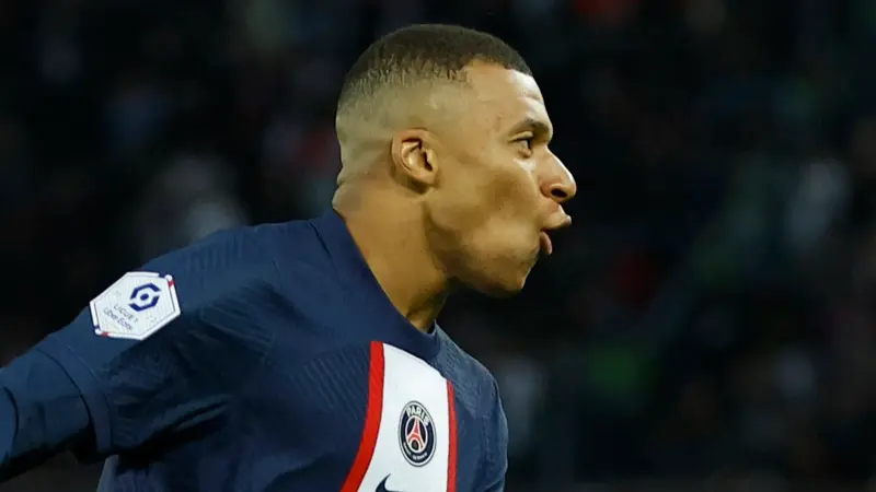 تصعيد جديد من باريس سان جيرمان ضد ريال مدريد بشأن مبابي