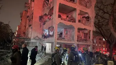 related_news_inside_blogsفيديو - دمار هائل وإصابة 88 شخصا في أعنف ضربة إيرانية على إسرائيل