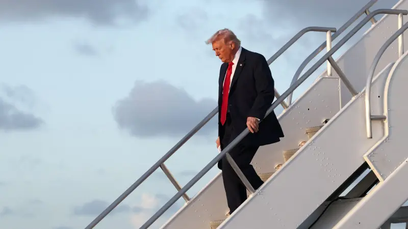 ترامب يشترط إقرار قانون انتخابي قبل توقيع أي تشريع جديد