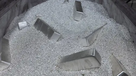 related_news_inside_blogsالفضة تلحق بقطار الانهيار وتتراجع 5% قرب 75 دولارا