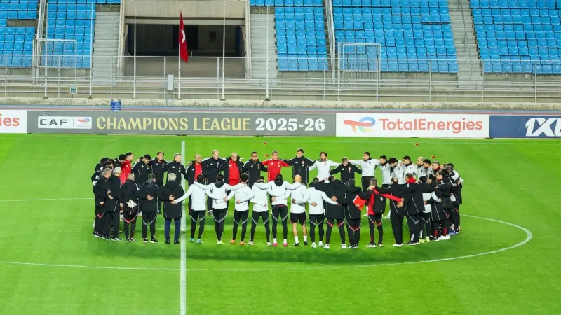 تشكيلة الأهلي اليوم أمام سموحة.. الشناوي على رأس الغيابات