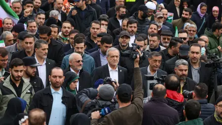 related_news_inside_blogsبسبب إدارة الحرب.. تصاعد الخلافات بين الرئيس الإيراني والحرس الثوري