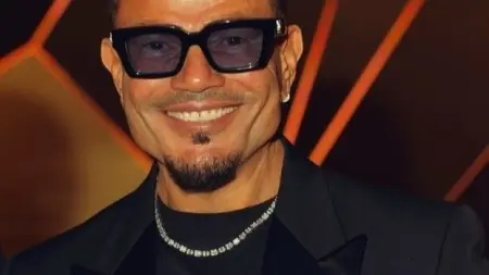 تطورات جديدة في قضية حرق سيارة شقيق عمرو دياب