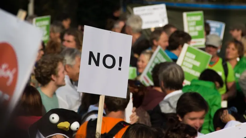 مصطلح شائع في السياسة الحديثة.. ما هو الطابور الخامس؟