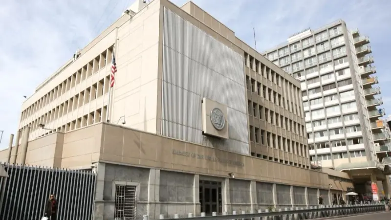 اتهام مواطن أميركي-ألماني بمحاولة استهداف سفارة بلاده في تل أبيب