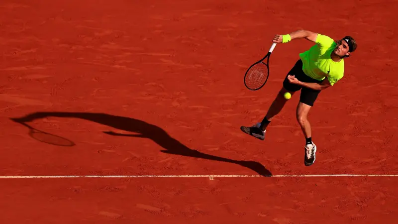 بطولة برشلونة للتنس - تأهل تسيتسيباس وبايز ورود لدور الـ16