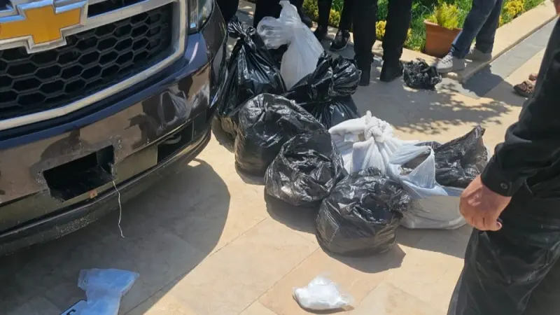 صور - في عملية داخل الأراضي السورية.. العراق يضبط كمية ضخمة من الكبتاغون