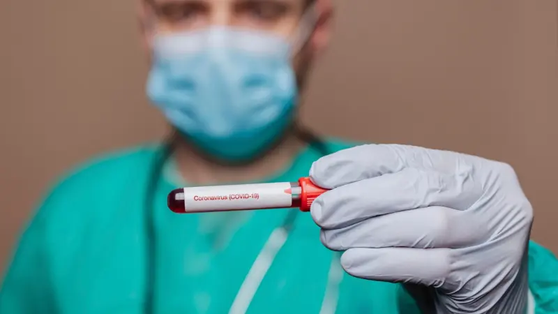 عادة يومية قد تزيد من خطر مضاعفات كورونا