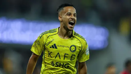 related_news_inside_blogsهل يخطف الهلال عبد الرحمن غريب من النصر؟