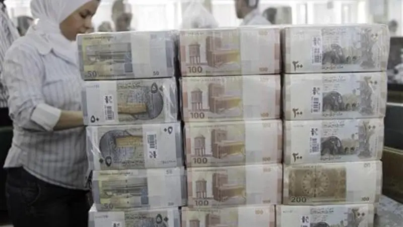 توقعات بارتفاع الدولار في السوق السوداء بسوريا خلال جلسة اليوم (إكس) توقعات بارتفاع الدولار في السوق السوداء بسوريا خلال جلسة اليوم (إكس)