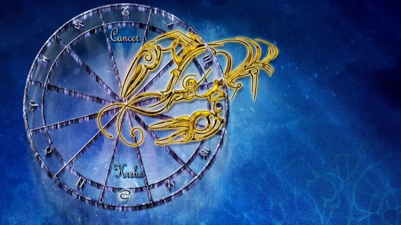 صفات أنثى برج السرطان.. رحلة في عالم الرومانسية والعاطفة