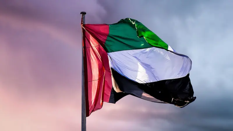 الإمارات تبحث مع إيطاليا تداعيات الهجمات الإيرانية