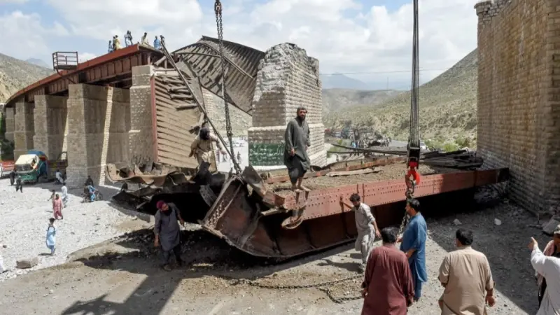 ما هو جيش تحرير بلوشستان الذي نفذ الهجمات الأكثر دموية منذ عقود؟