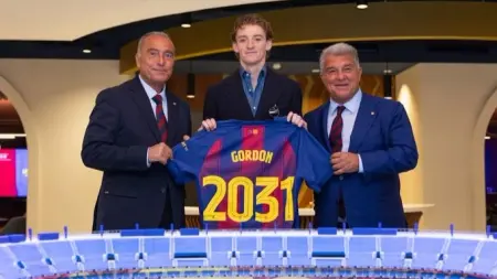 related_news_inside_blogsالمشهد سبورتس: برشلونة يضم نجم البريميرليغ.. وحقيقة انتقال كلوب للاتحاد
