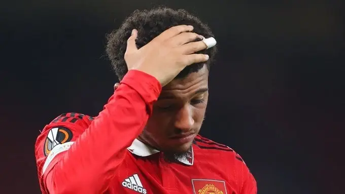 أخبار الانتقالات - تفاصيل عرض روما الأول لضم سانشو من مانشستر يونايتد