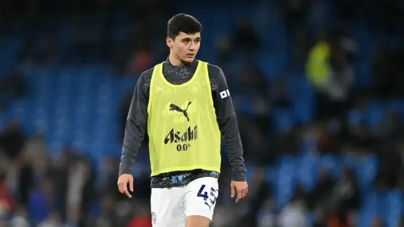 رابطة الدوري الإنجليزي تعلن قرارها بشأن اللاعبين الصائمين