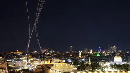 related_news_inside_blogsكيف تمكنت الصواريخ الإيرانية من اختراق الدفاعات الجوية الإسرائيلية؟