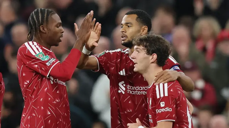 القنوات الناقلة لمباراة ليفربول ضد بورنموث اليوم في الدوري الإنجليزي مع الموعد والتشكيلة