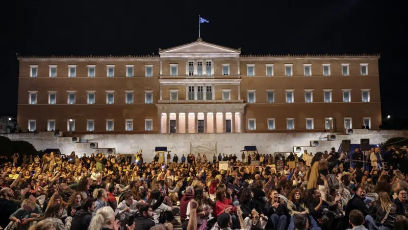 احتجاجات وإضراب في اليونان اعتراضا على تعديلات قانون العمل