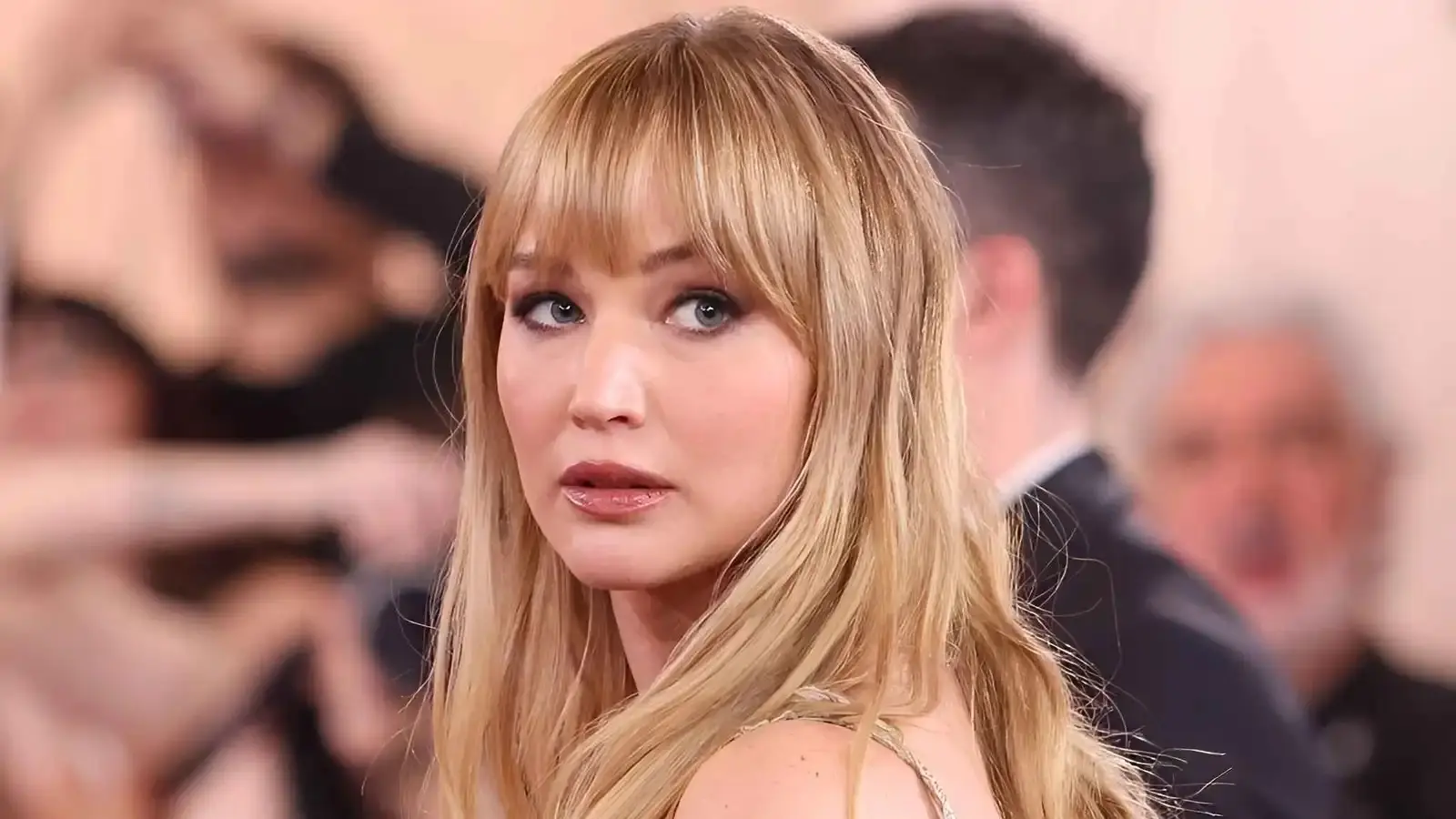 جينيفر لورانس تعود إلى سلسلة أفلام The Hunger Games (إنستغرام) جينيفر لورانس تعود إلى سلسلة أفلام The Hunger Games (إنستغرام)