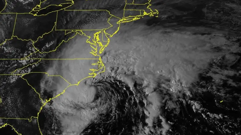 إعلان حالة الطوارئ.. إعصار أوفيليا يقترب من سواحل أميركية
