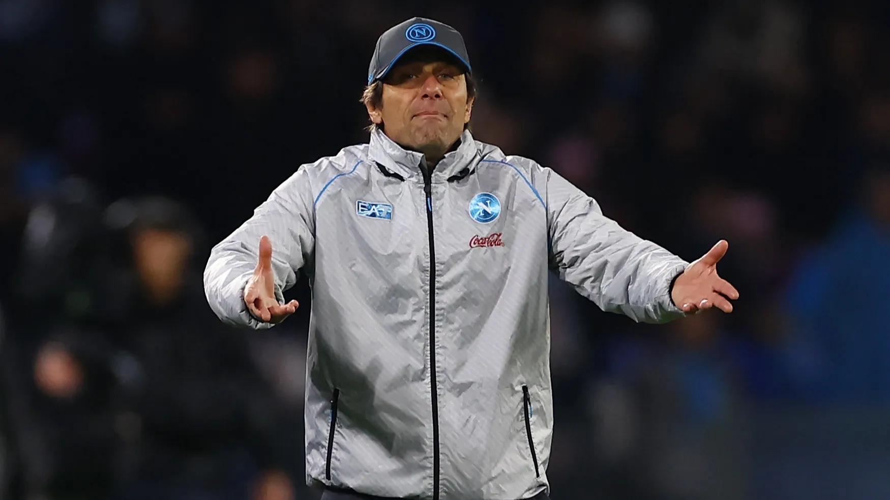 الدوري الإيطالي - ما سبب إيقاف أنطونيو كونتي؟ 