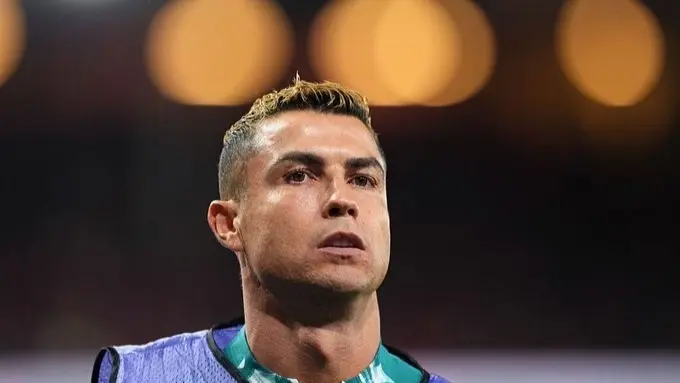 كريستيانو رونالدو.. مصدر مقرب يكشف كواليس أزمته مع مدرب البرتغال جيسوس