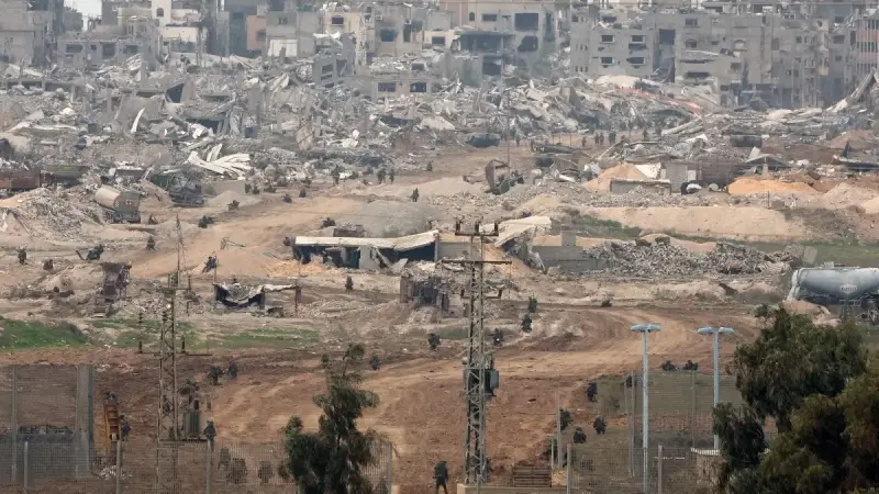 فيديو - اشتباكات بين الجيش الإسرائيلي و"حماس" داخل مبنى شمال غزة