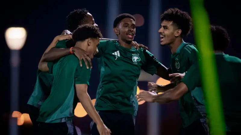 القنوات الناقلة لمباراة السعودية ضد النمسا اليوم في كأس العالم للناشئين 2025 مع الموعد والتشكيلة
