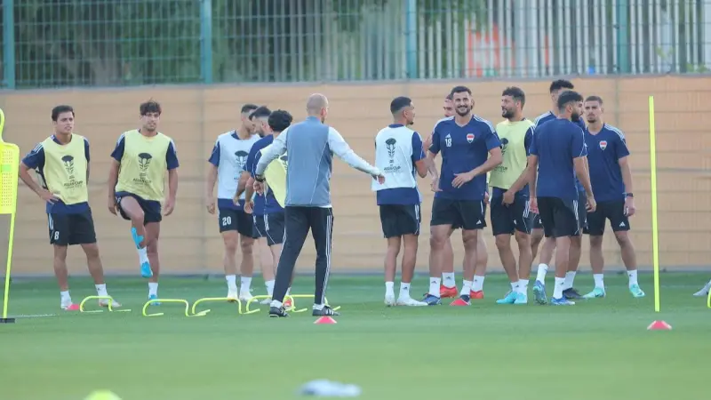 تشكيلة منتخب العراق في مباراة اليوم ضد فيتنام.. الحمادي جديد تشكيلة كاساس