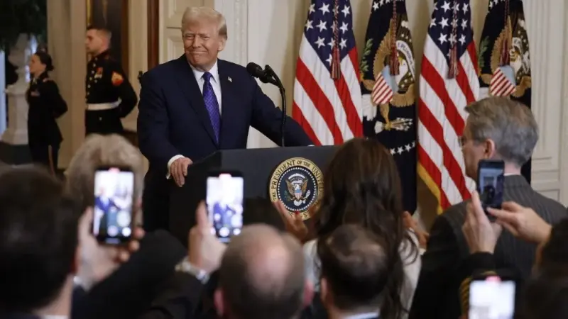 عبر زعيم جديد.. الديمقراطيون يبحثون عن السبيل لمواجهة ترامب