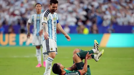 related_news_inside_blogsكأس العالم 2026 - بسبب ميسي.. الاتحاد الجزائري يتقدم بشكوى ضد الأرجنتين لدى فيفا