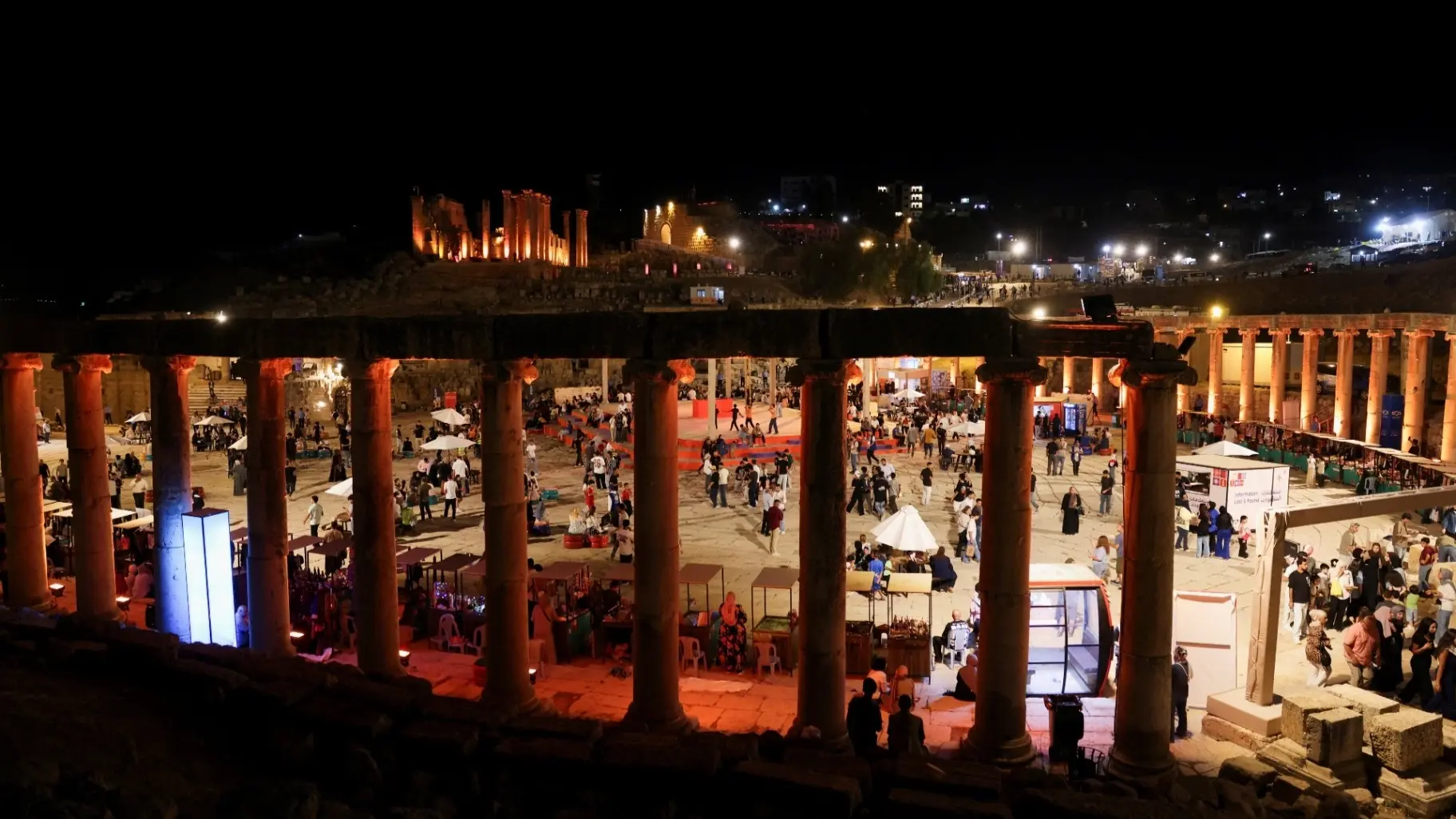 مهرجان جرش شهد مشاركة واسعة من مختلف الدول العربية (رويترز) مهرجان جرش شهد مشاركة واسعة من مختلف الدول العربية (رويترز)