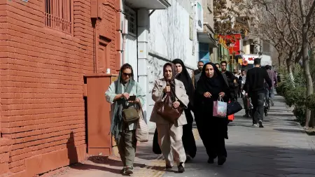 related_news_inside_blogsصواريخ ومسيّرات وورقة هرمز.. خيارات إيران العسكرية بعد الضربة