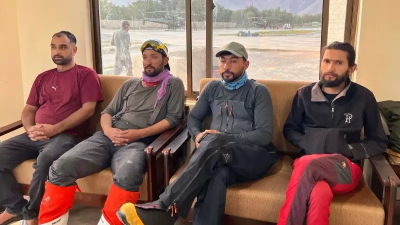 العثور على جثث البعثة المفقودة بعد انهيار ثلجي في باكستان
