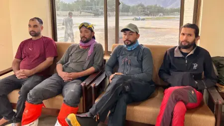 العثور على جثث البعثة المفقودة بعد انهيار ثلجي في باكستان