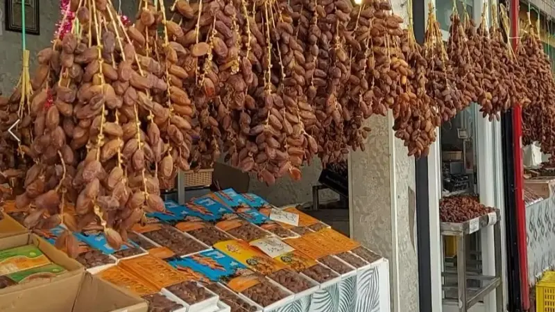 عاداتكم - " فاحت رائحة رمضان".. إقبال كثيف على التوابل التونسية