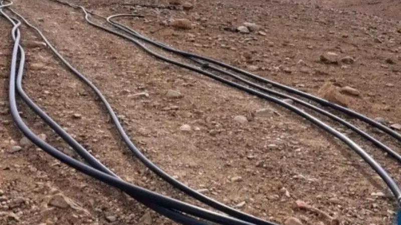 من سوريا إلى لبنان.. تهريب الحليب عبر خراطيم المازوت