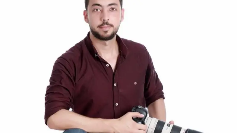 فيديو - مصوّر أطفال غزة.. من هو يحيى برزق؟