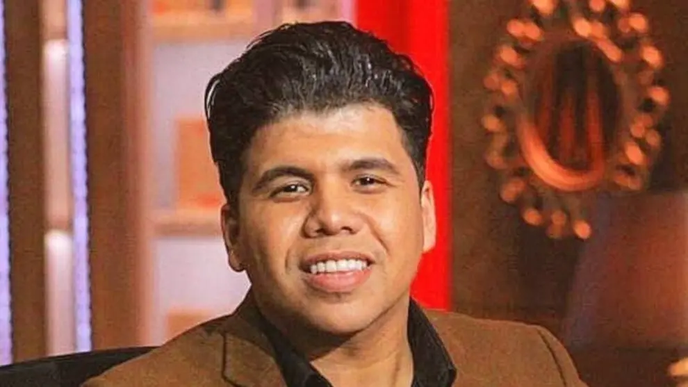 كشف المطرب عمر كمال تفاصيل أغنية "أنا الشيطان السالك.. يا ملايكة يا منافقين" كشف المطرب عمر كمال تفاصيل أغنية "أنا الشيطان السالك.. يا ملايكة يا منافقين"