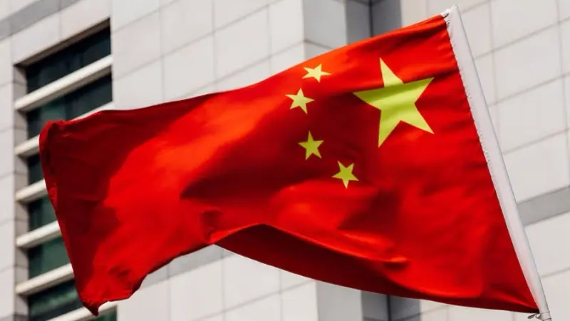 عبر معبر طابا المصري.. الصين تبدأ إجلاء رعاياها من إسرائيل