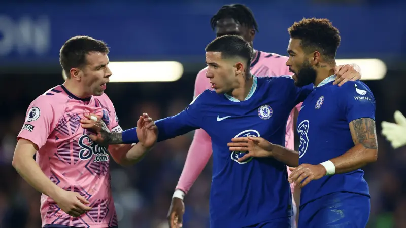 نتائج مباريات الدوري الإنجليزي السبت 18 مارس 2023 .. تشيلسي يتعثر من جديد