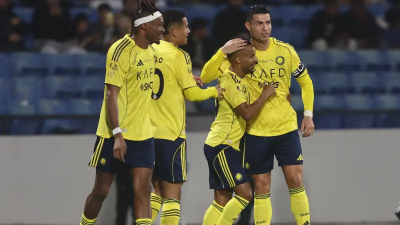 ترتيب هدافي دوري "روشن" السعودي.. منافسة مشتعلة بين رونالدو وتوني