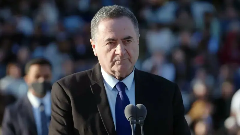 كاتس: الجيش الإسرائيلي يتمركز حتى عمق 10 كلم داخل لبنان