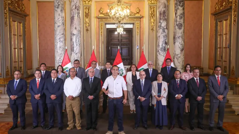 انفجار العنف في العاصمة.. رئيس البيرو يفرض حالة الطوارئ