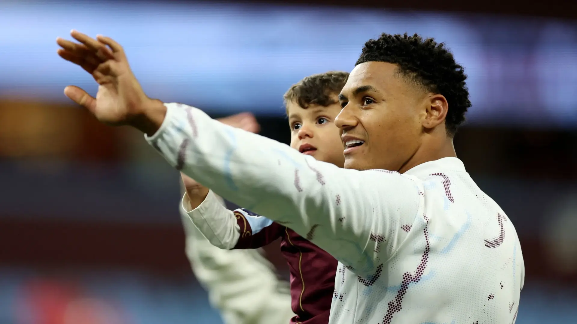 الهلال السعودي يستهدف التعاقد مع أولي واتكينز (رويترز) الهلال السعودي يستهدف التعاقد مع أولي واتكينز (رويترز)